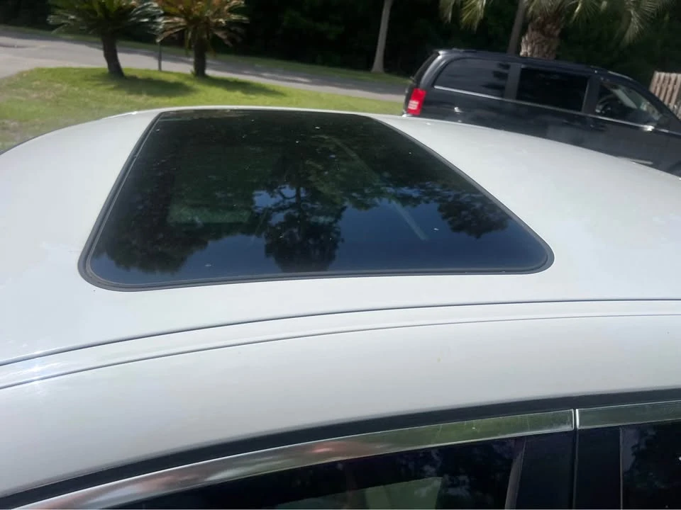 2009 BMW E60 5 Series Sedan - Image 10 of 14