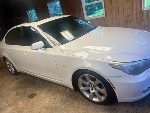 2009 BMW 5 Series 535i Sedan 4D