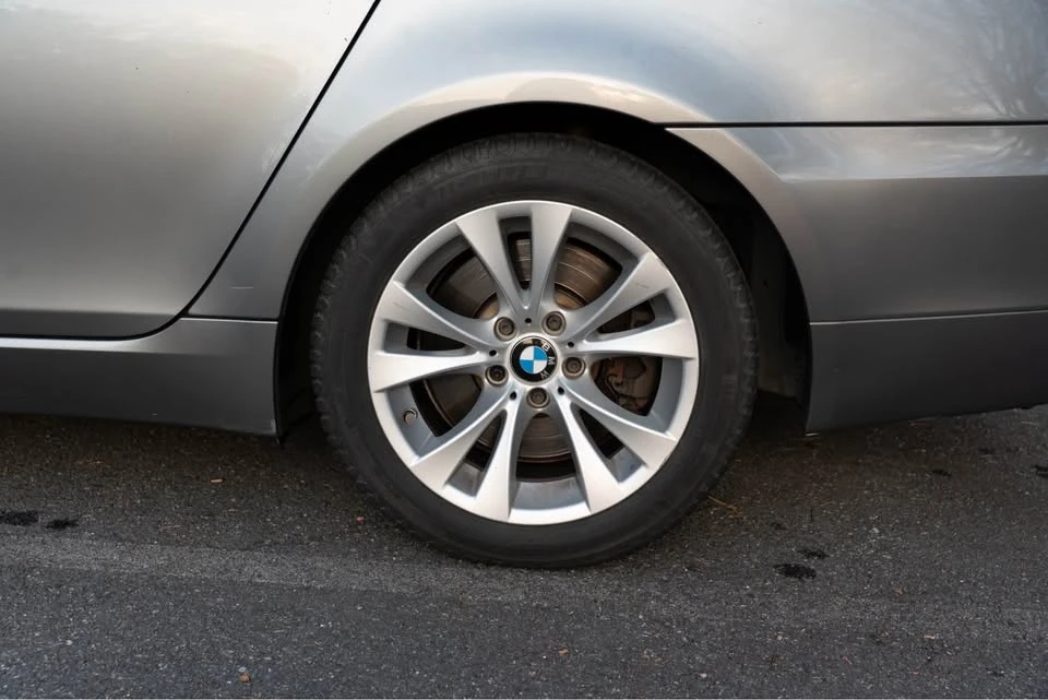 2009 BMW E60 5 Series Sedan - Image 3 of 17