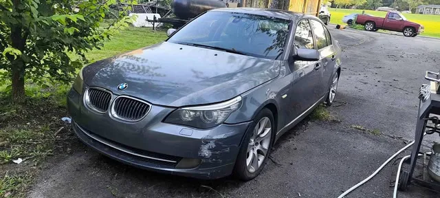 2009 BMW 5 Series 535i Sedan 4D