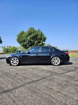 2009 BMW 5 Series 535i Sedan 4D