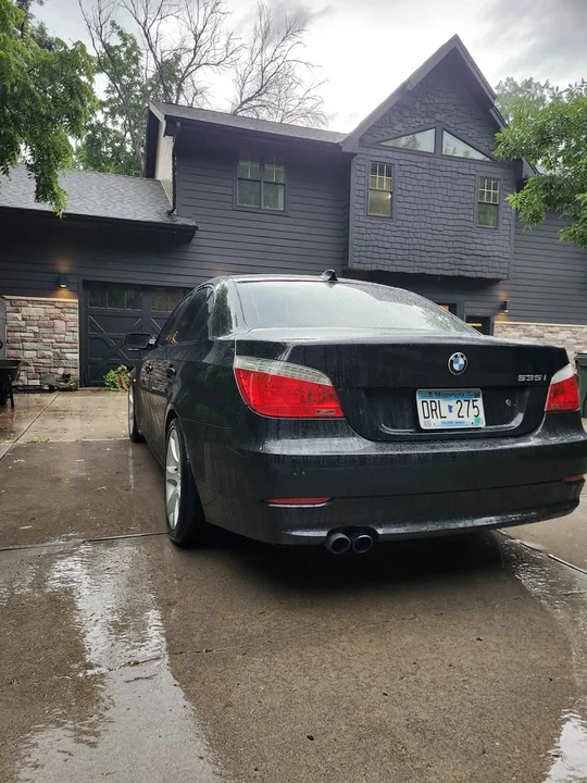 2009 BMW E60 5 Series Sedan - Image 5 of 9