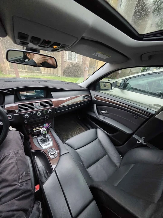 2009 BMW E60 5 Series Sedan - Image 8 of 9