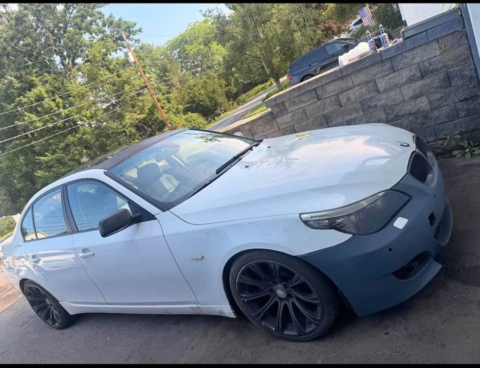 2009 BMW E60 5 Series Sedan - Image 6 of 6