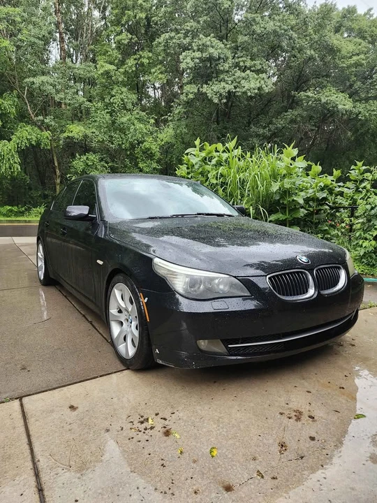 2009 BMW E60 5 Series Sedan - Image 6 of 9