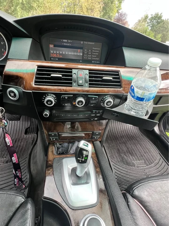 2009 BMW E60 5 Series Sedan - Image 13 of 18