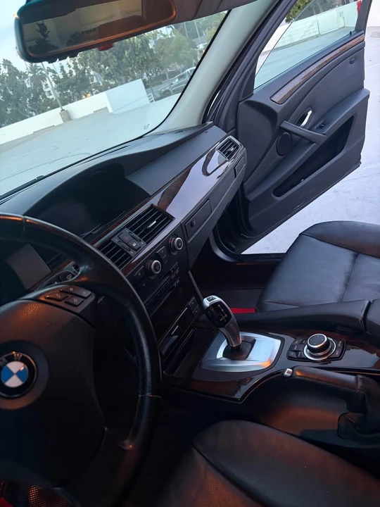 2009 BMW E60 5 Series Sedan - Image 6 of 10