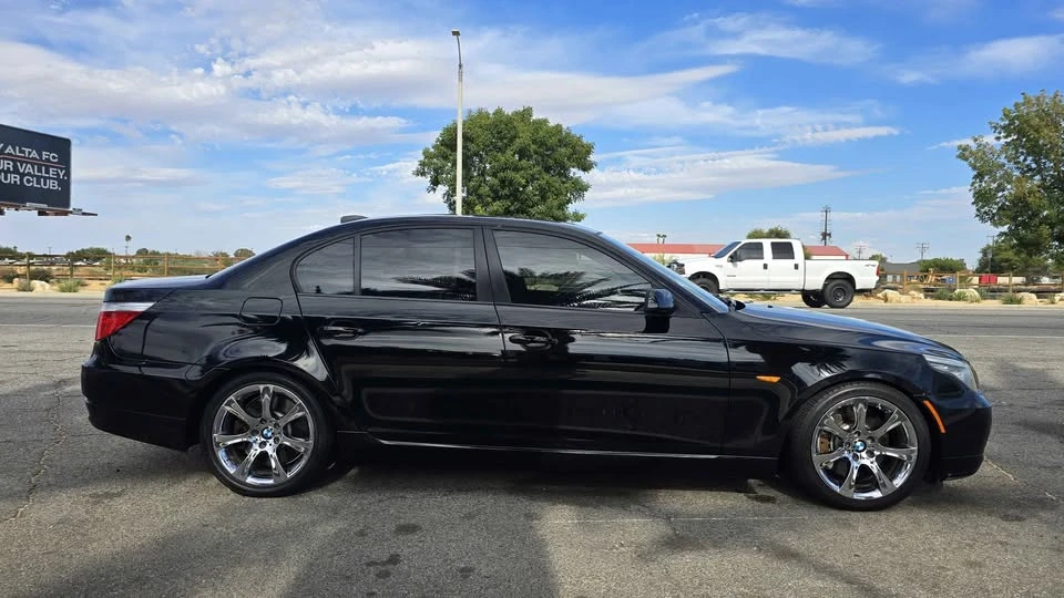 2009 BMW E60 5 Series Sedan - Image 6 of 17