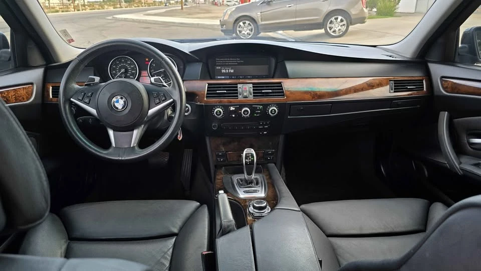 2009 BMW E60 5 Series Sedan - Image 13 of 17