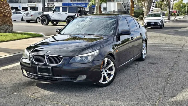 2009 BMW 5 Series 535i Sedan 4D