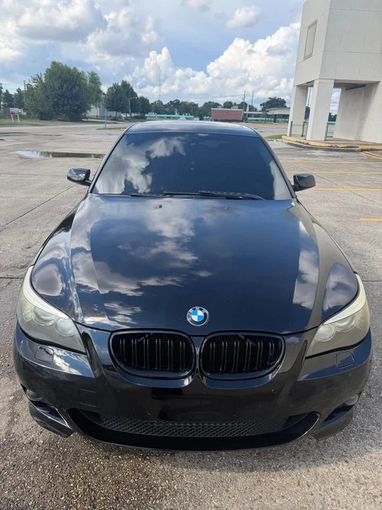 2009 BMW E60 5 Series Sedan - Image 2 of 17