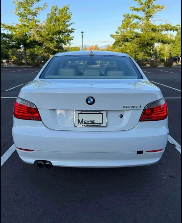 2009 BMW E60 5 Series Sedan - Image 2 of 13