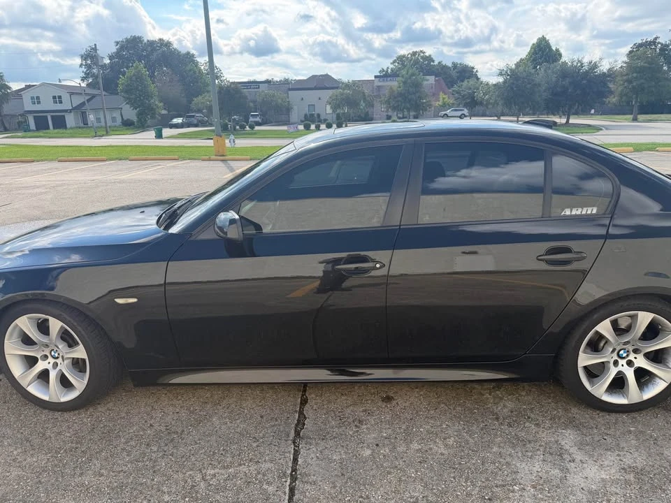 2009 BMW E60 5 Series Sedan - Image 4 of 17