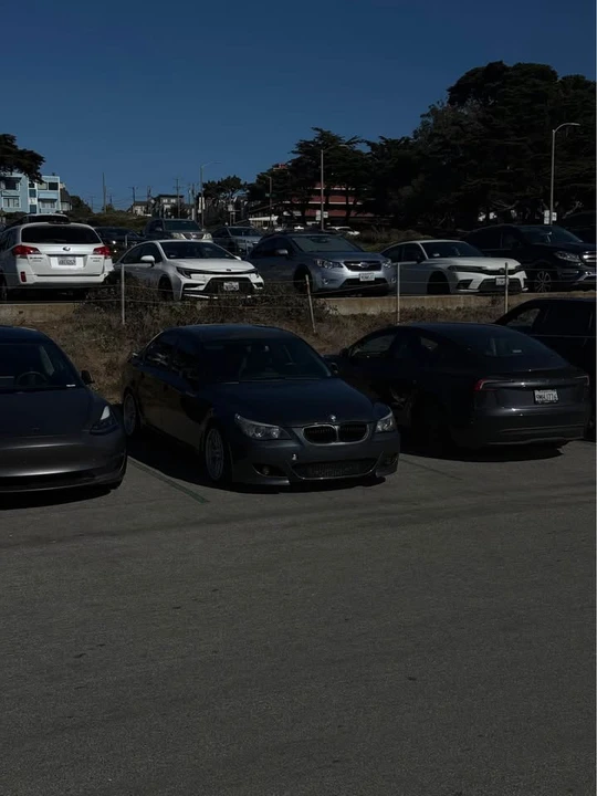2009 BMW E60 5 Series Sedan - Image 5 of 10