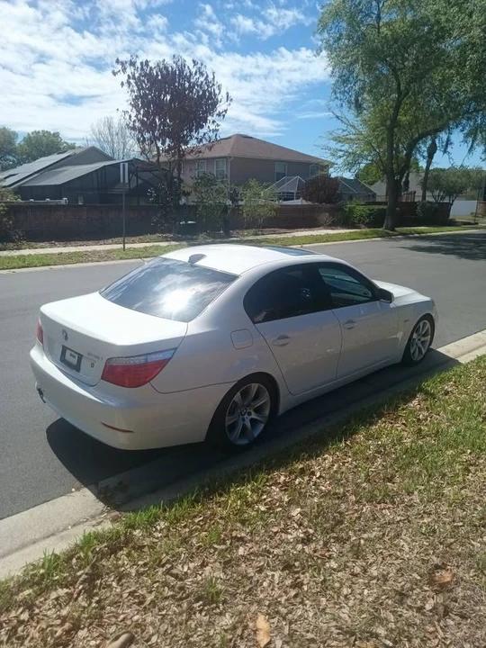 2009 BMW E60 5 Series Sedan - Image 5 of 15