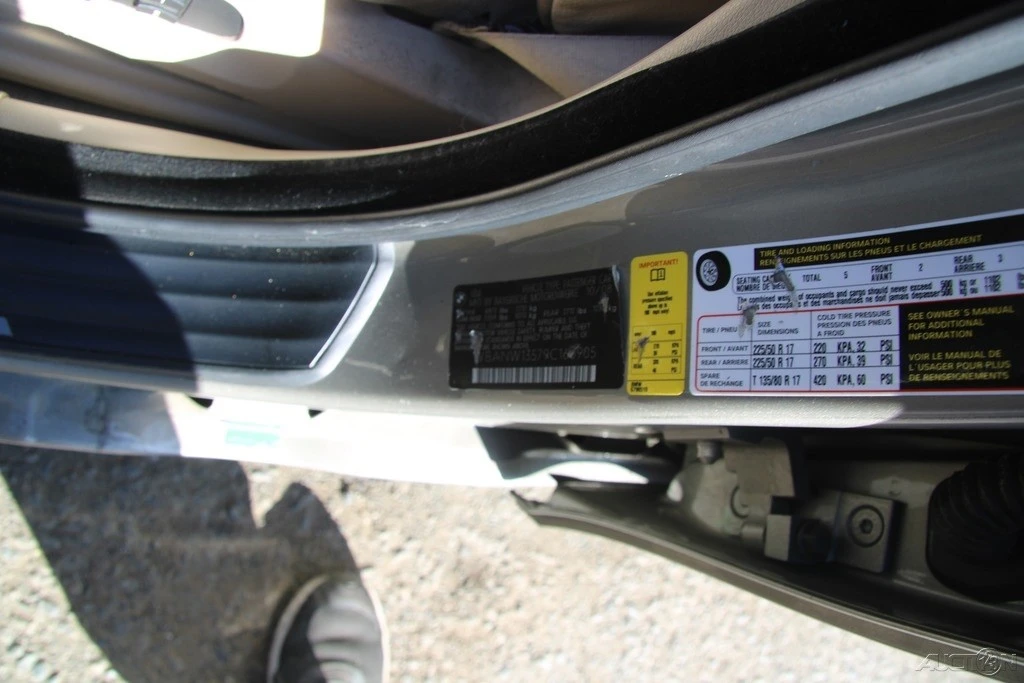 2009 BMW E60 5 Series Sedan - Image 11 of 21