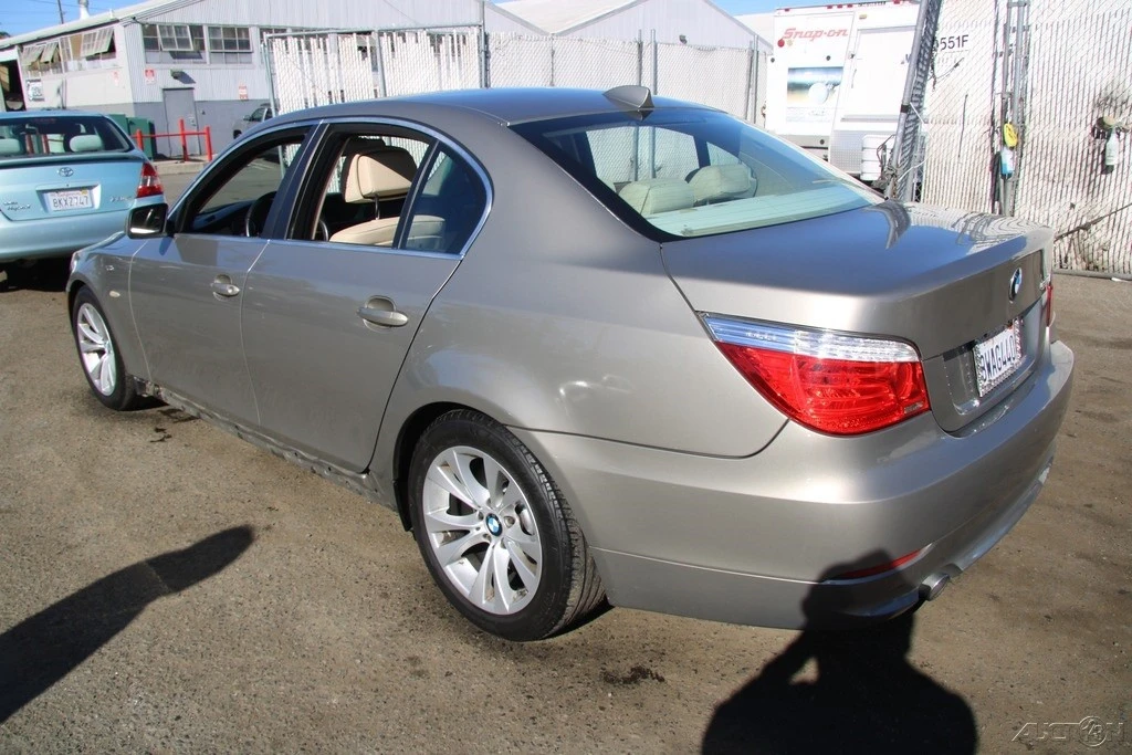 2009 BMW E60 5 Series Sedan - Image 4 of 21