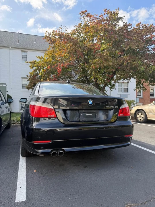 2009 BMW E60 5 Series Sedan - Image 2 of 8