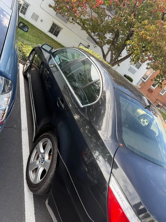 2009 BMW E60 5 Series Sedan - Image 4 of 8