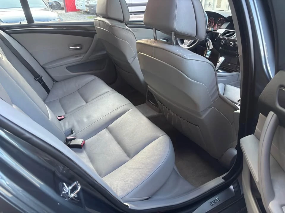 2009 BMW E60 5 Series Sedan - Image 8 of 11