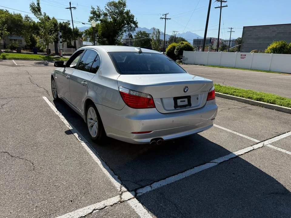 2009 BMW E60 5 Series Sedan - Image 7 of 15