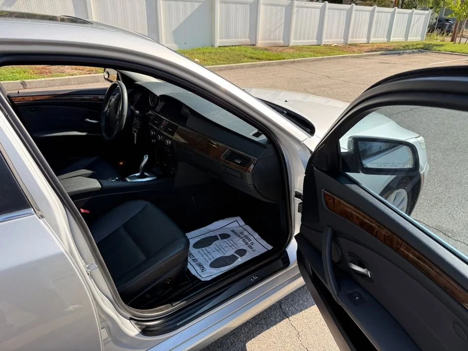 2009 BMW E60 5 Series Sedan - Image 12 of 15