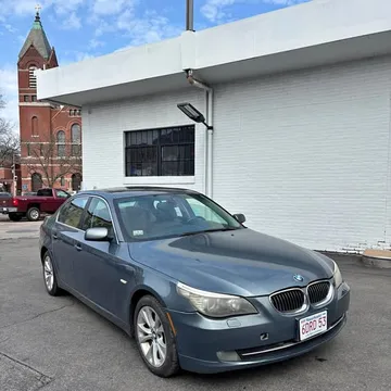 2009 BMW 5 Series 535i xDrive Sedan 4D