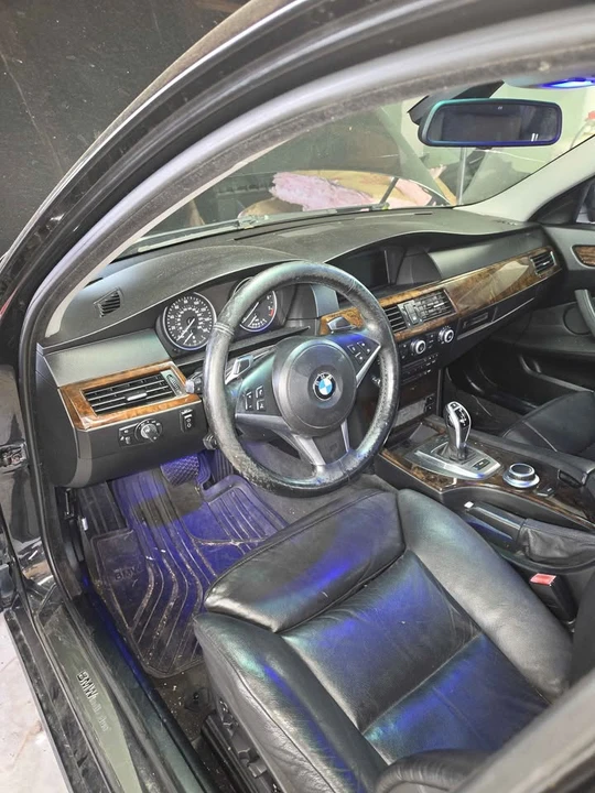2009 BMW E60 5 Series Sedan - Image 4 of 8