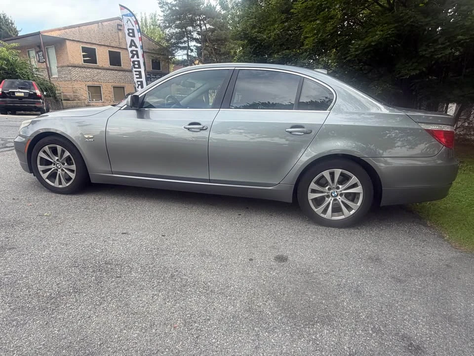 2009 BMW E60 5 Series Sedan - Image 9 of 10