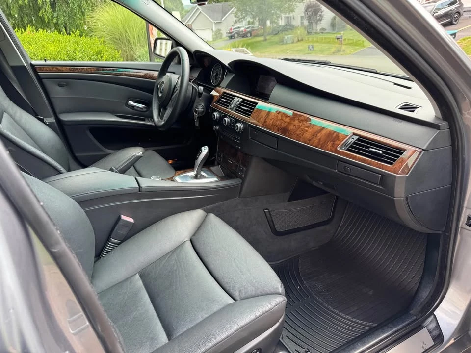 2009 BMW E60 5 Series Sedan - Image 15 of 20