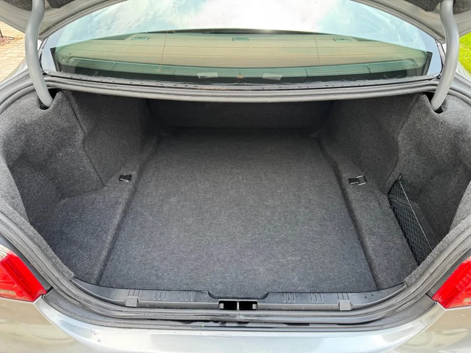 2009 BMW E60 5 Series Sedan - Image 17 of 20