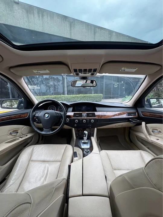 2009 BMW E60 5 Series Sedan - Image 11 of 19