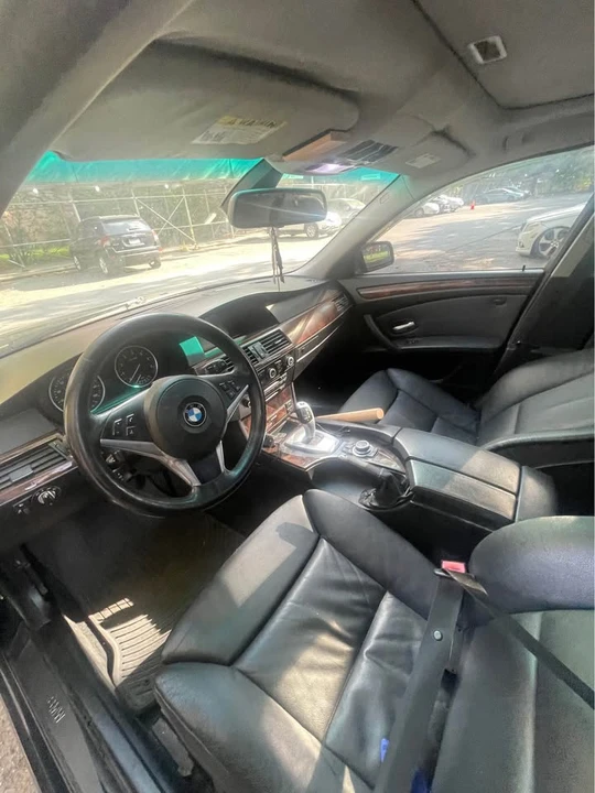 2009 BMW E60 5 Series Sedan - Image 4 of 6