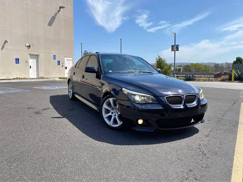 2009 BMW 5 Series 550i Sedan 4D