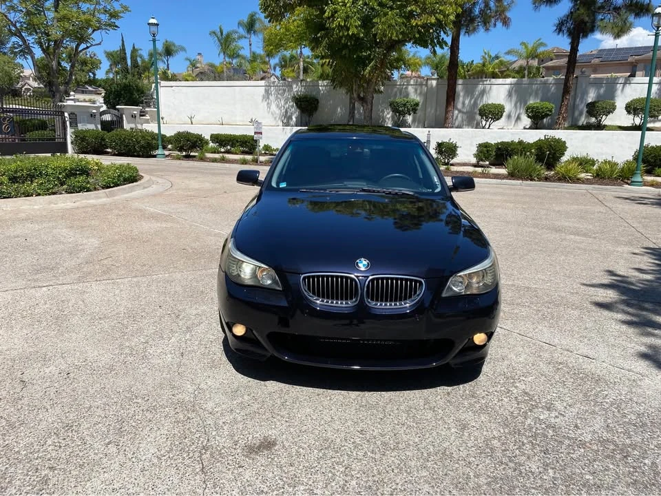 2009 BMW E60 545i & 550i Sedan - Image 13 of 20
