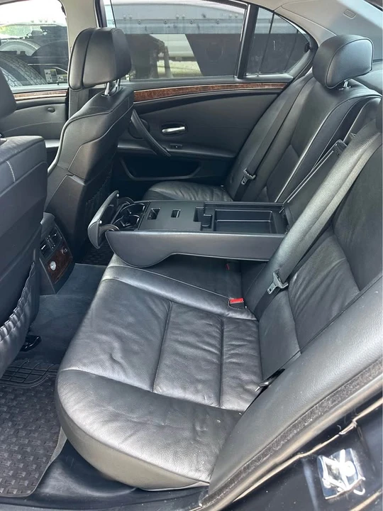 2009 BMW E60 545i & 550i Sedan - Image 16 of 20