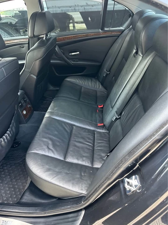 2009 BMW E60 545i & 550i Sedan - Image 15 of 20