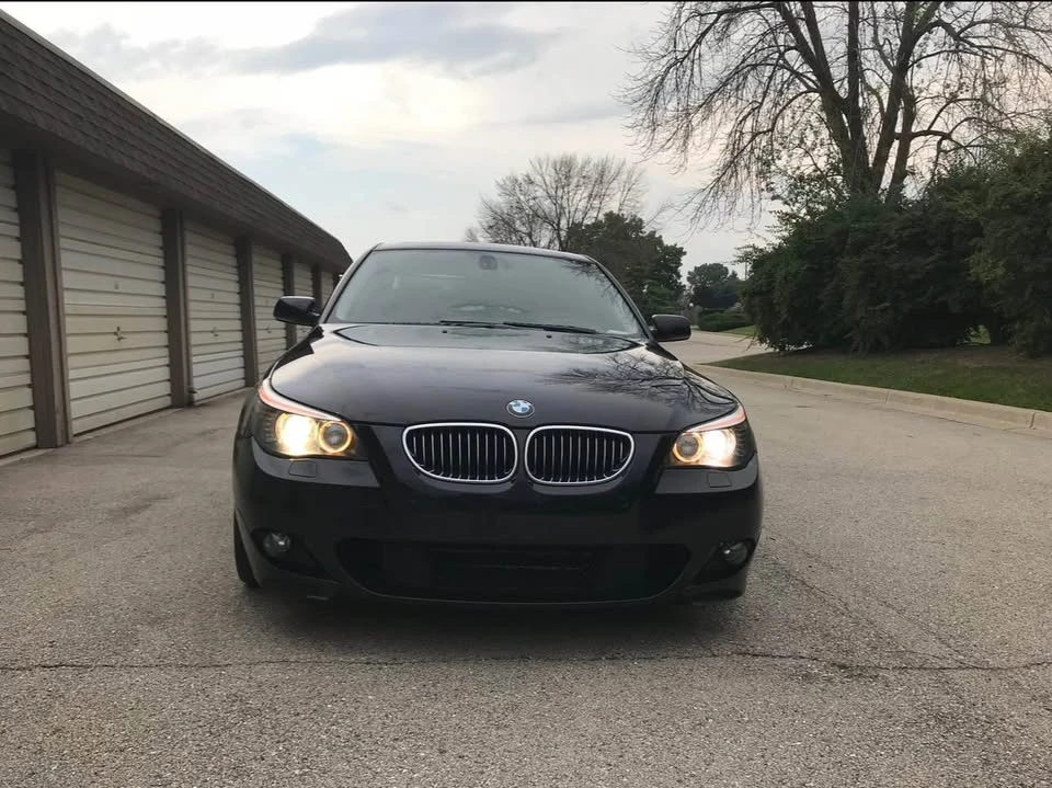 2009 BMW E60 545i & 550i Sedan - Image 5 of 20