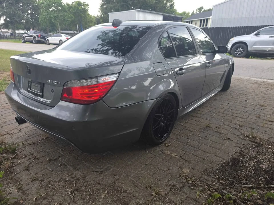 2009 BMW E60 545i & 550i Sedan - Image 3 of 12