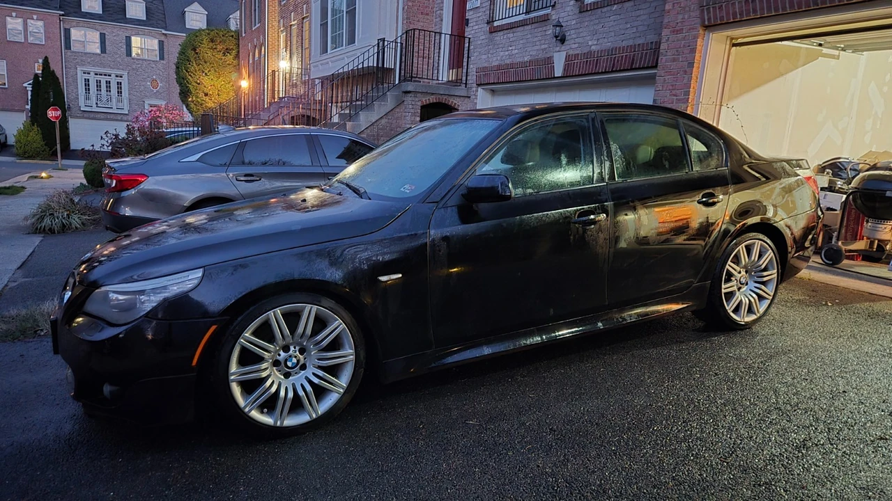2009 BMW E60 5 Series Sedan - Image 4 of 16