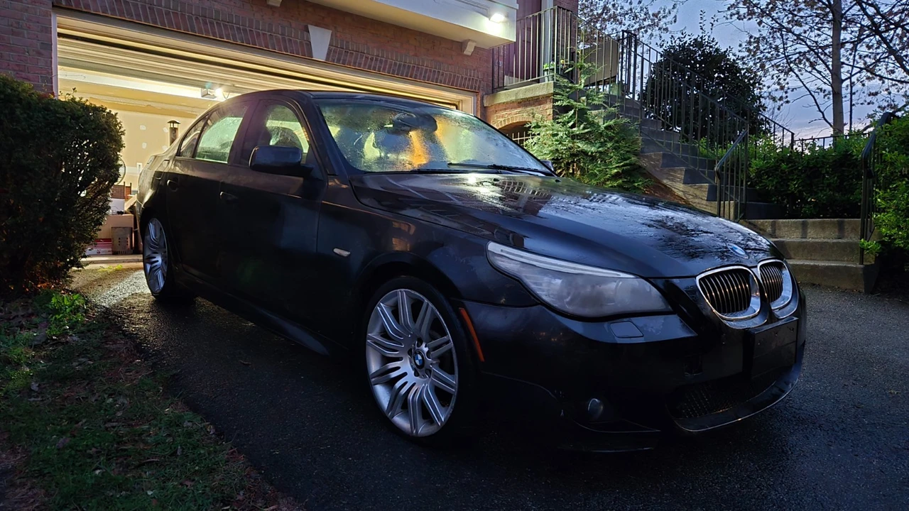 2009 BMW E60 5 Series Sedan - Image 6 of 16