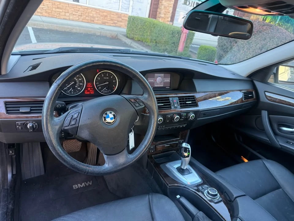 2009 BMW E60 5 Series Sedan - Image 10 of 15