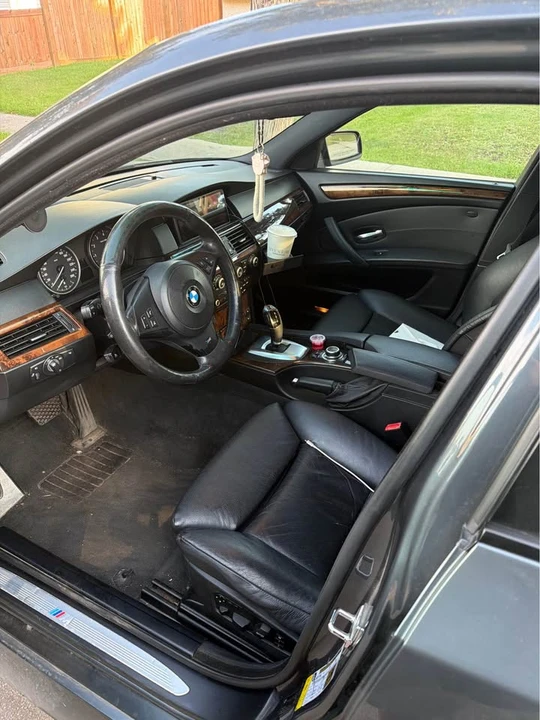 2009 BMW E60 5 Series Sedan - Image 4 of 5