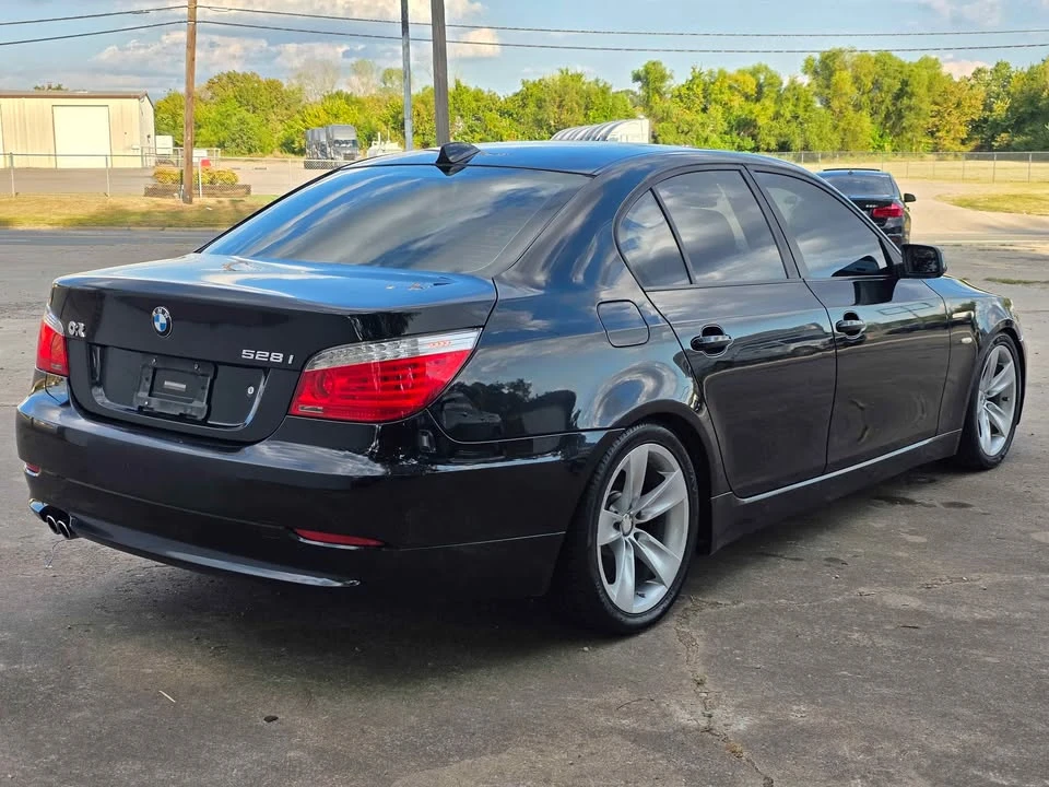 2009 BMW E60 5 Series Sedan - Image 6 of 11