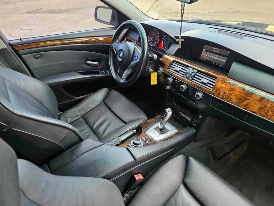 2009 BMW E60 5 Series Sedan - Image 2 of 11