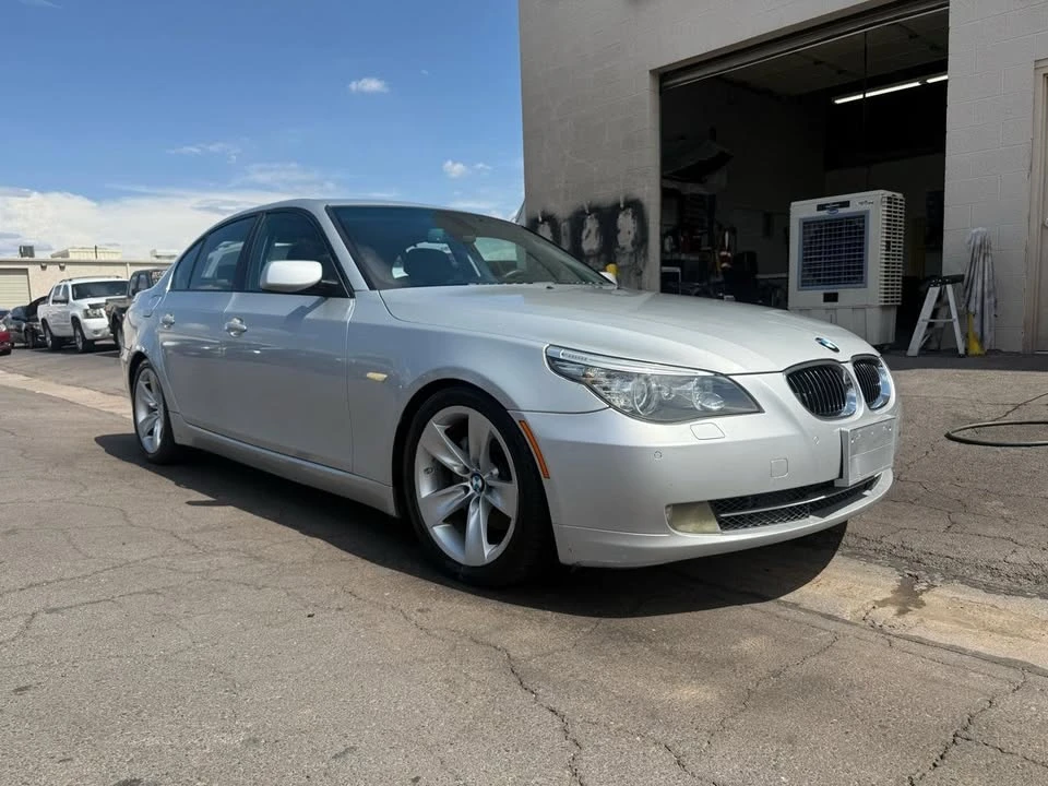 2009 BMW E60 5 Series Sedan - Image 2 of 6