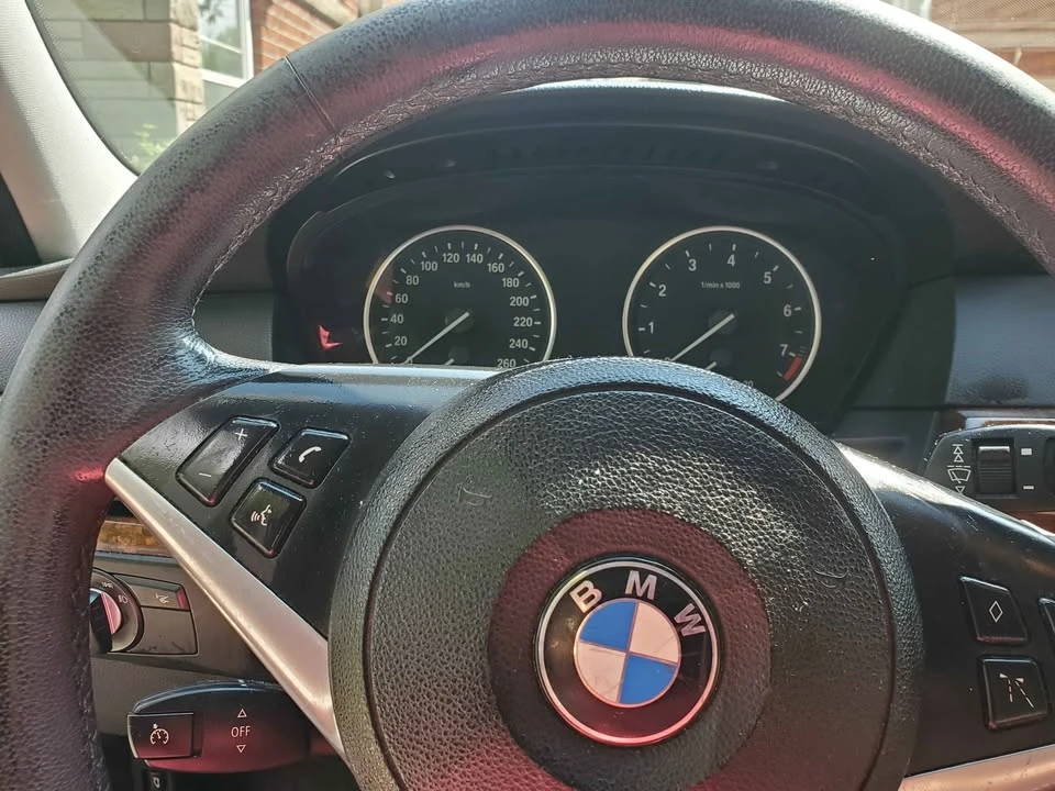 2009 BMW E60 5 Series Sedan - Image 10 of 16