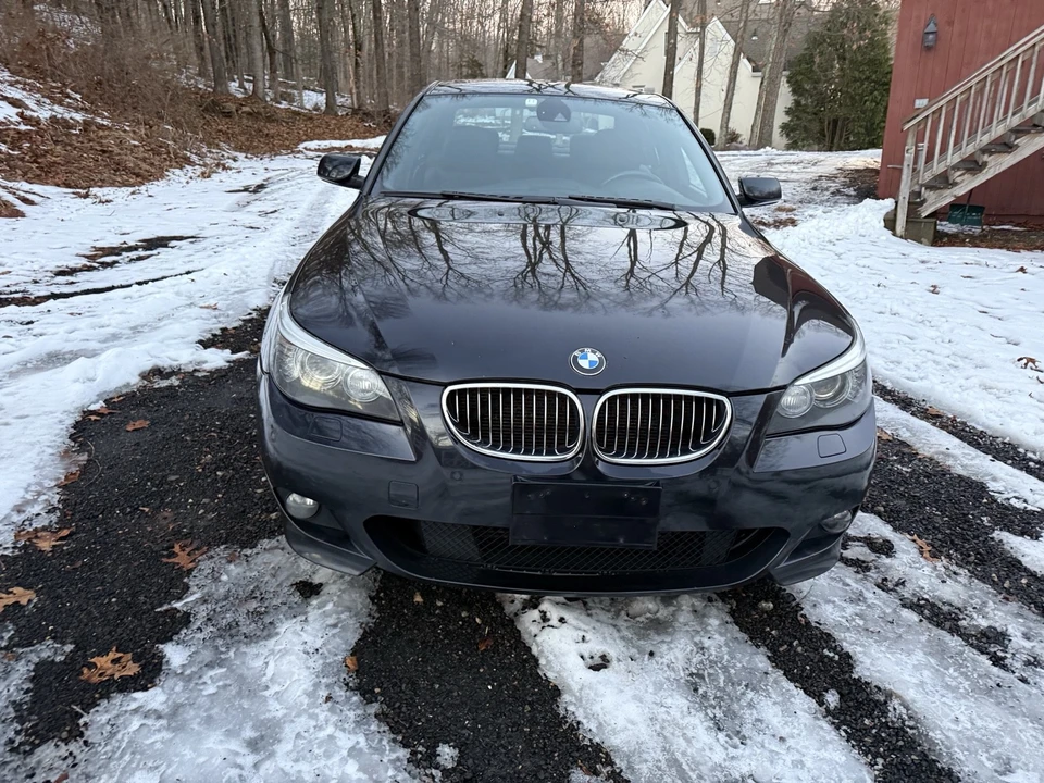 2009 BMW E60 5 Series Sedan - Image 2 of 21