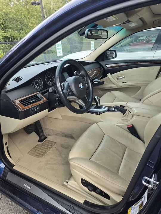 2009 BMW E60 5 Series Sedan - Image 6 of 10