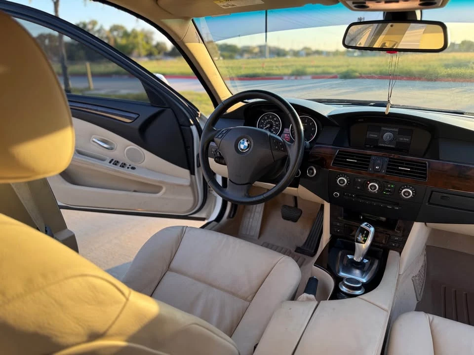 2009 BMW E60 5 Series Sedan - Image 10 of 16